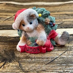 Calico Kittens figurine “surrounded by love at Christmas “